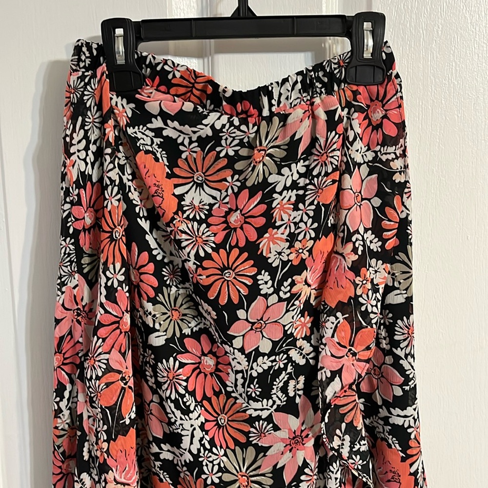 NWT: NY Collection Petite, Flowing Flower Skirt, Lined, T-Length, PXS